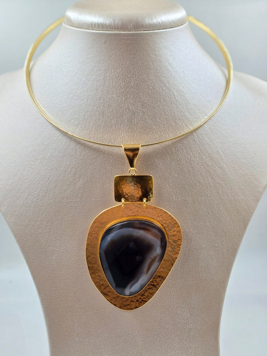 Opulent Aura collar