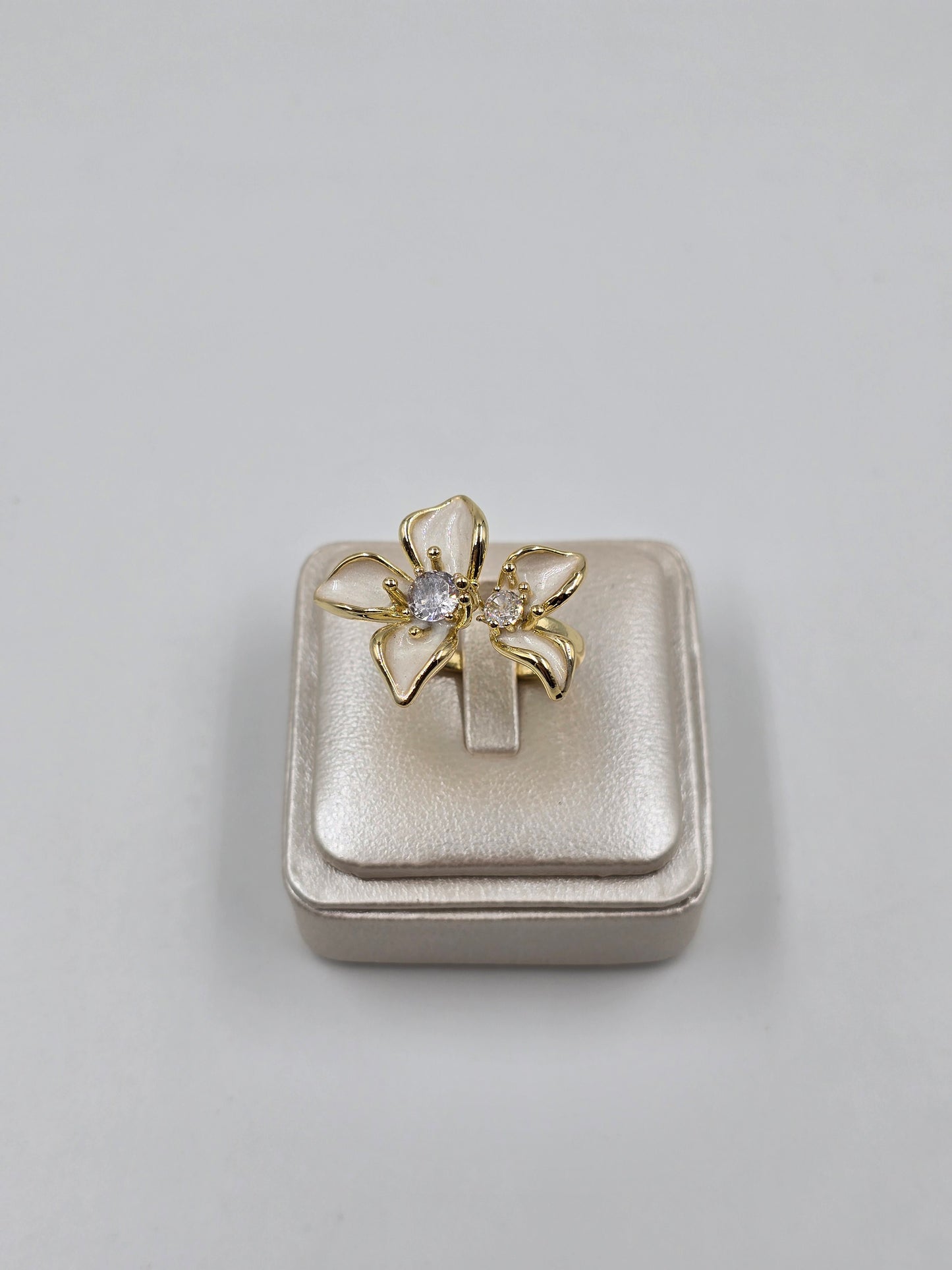 White Flower Ring with Gemstone