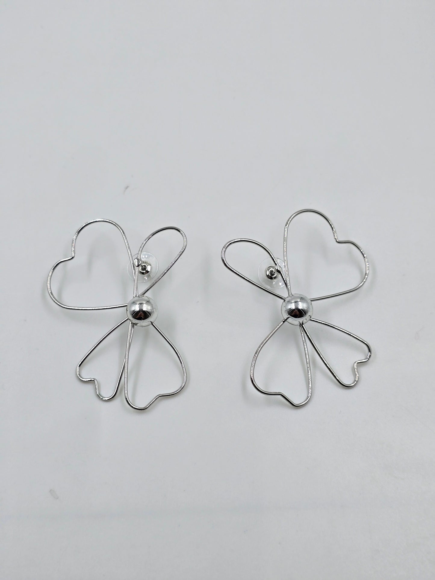 Silver Daisies Earrings