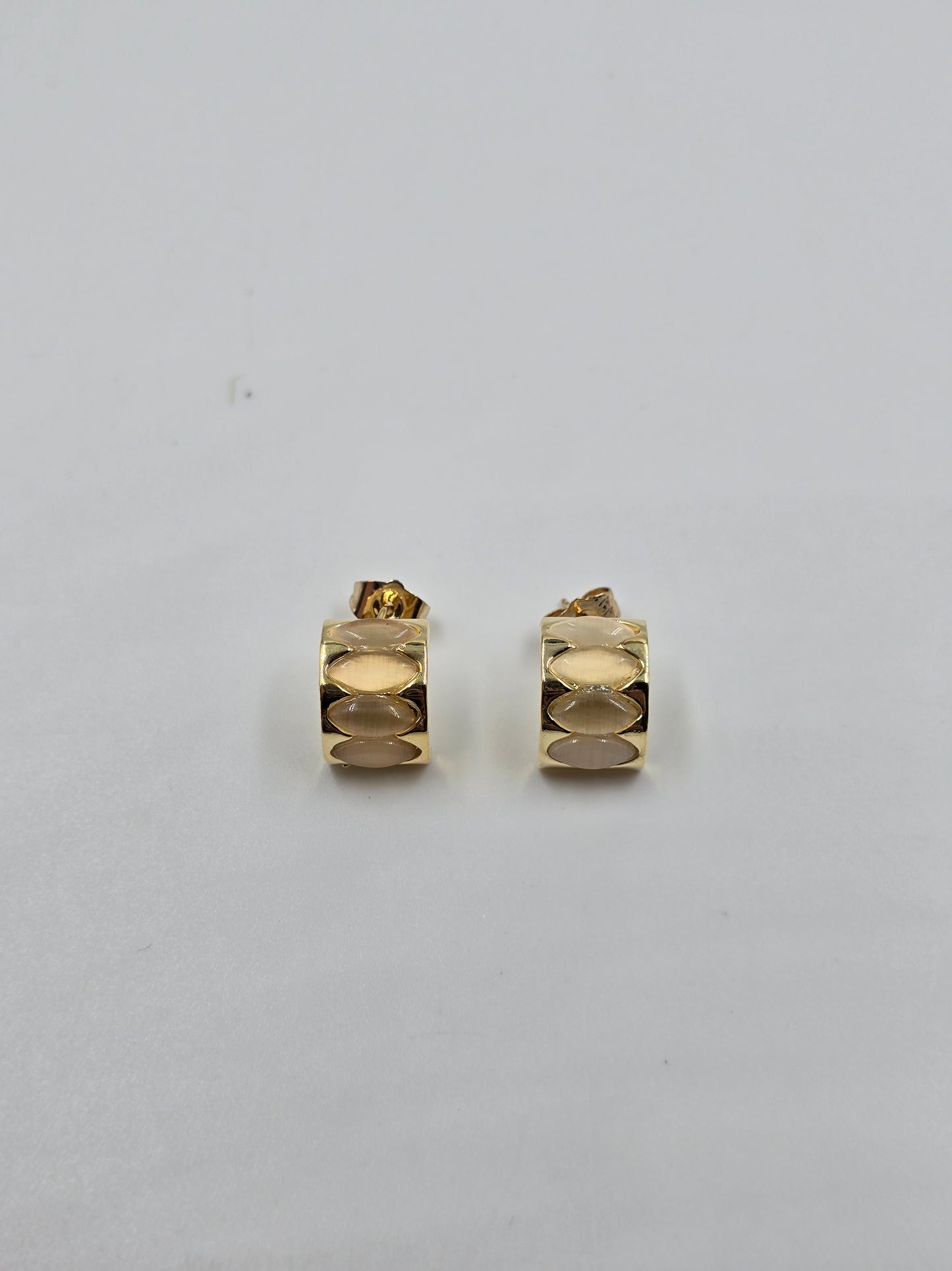 Elegant Studs Earrings