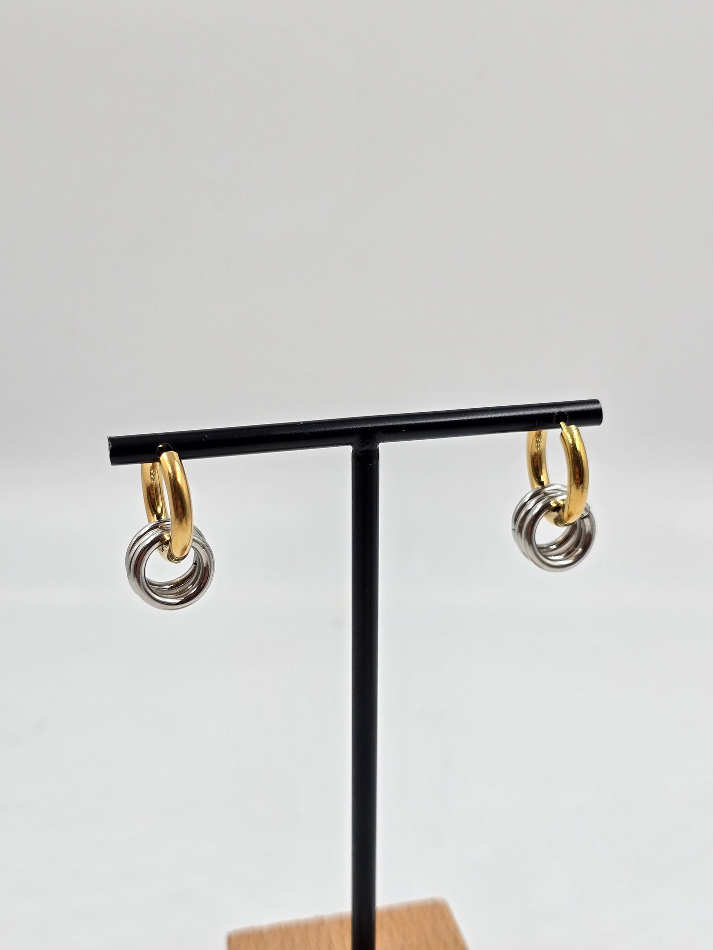 A - Two-Tone Linked Hoop
