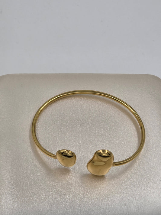 A - Bangles With Drops