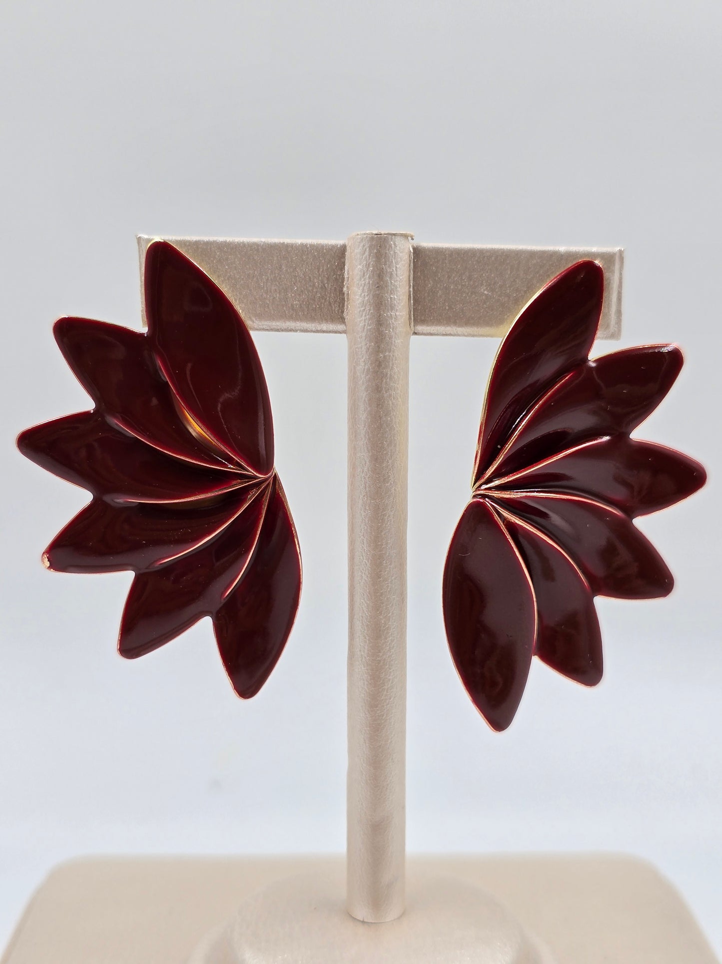 O - Half Flower Earrings