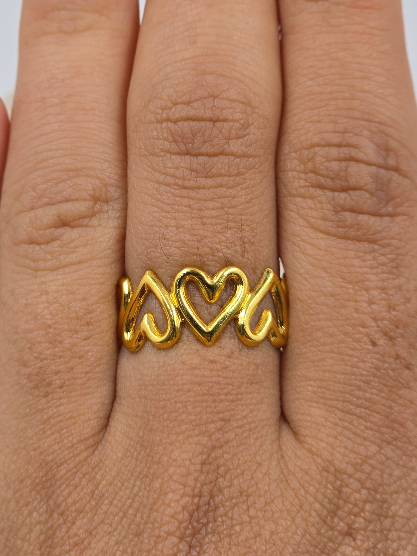 O - Gold Heart Ring
