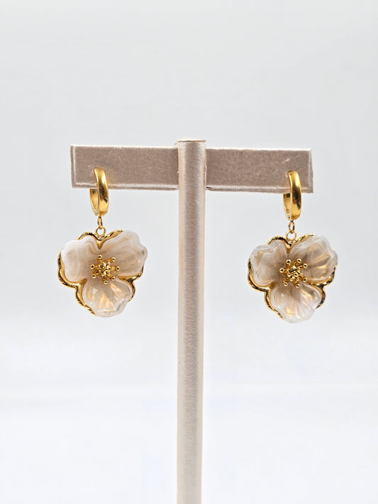 N - Cute Dangling Flower Earring