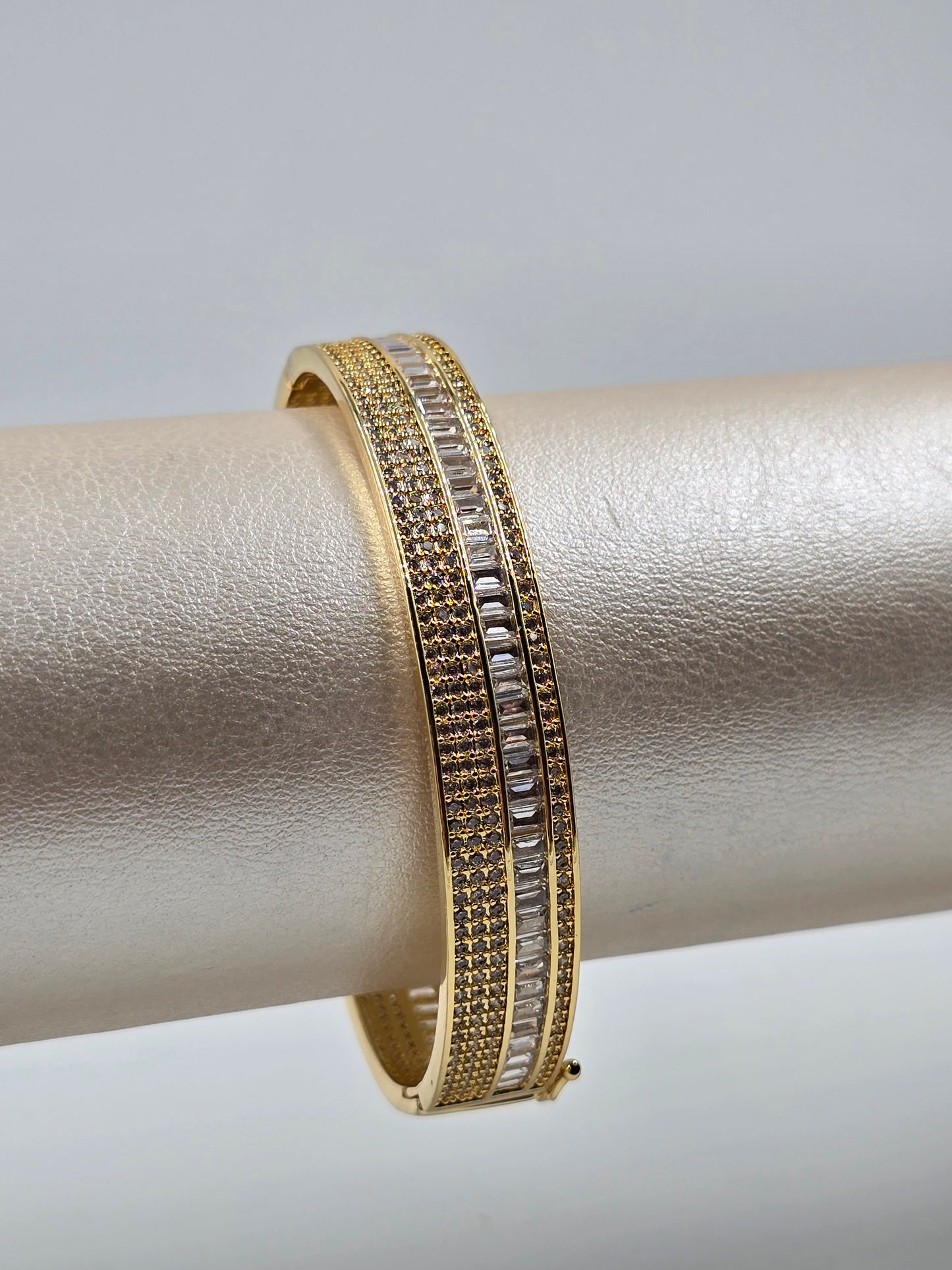 Golden Dazzle Bracelet