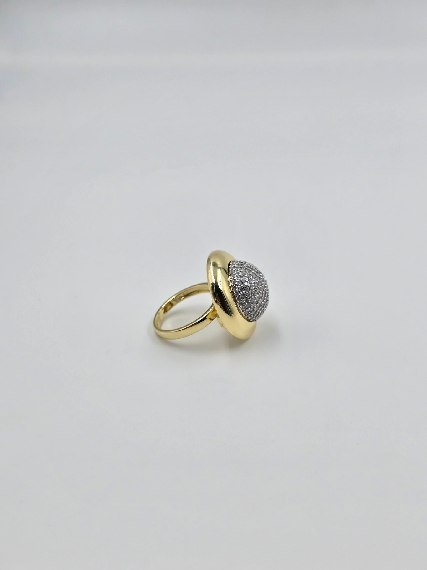 Classic Elegant Ring
