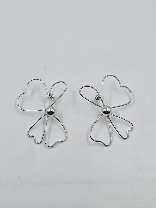 Silver Daisies Earrings