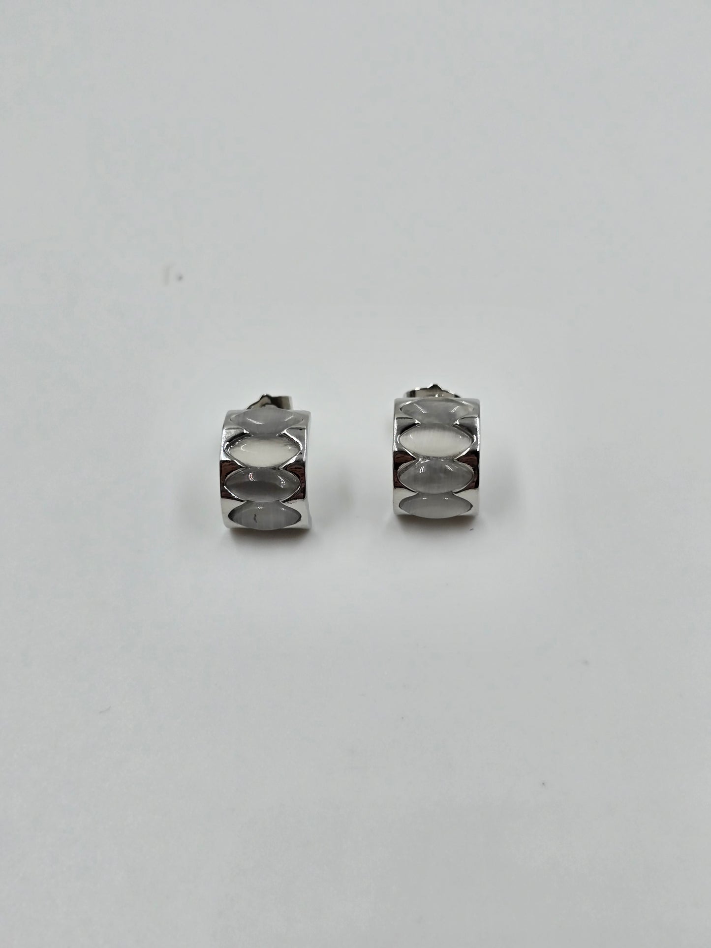 Elegant Studs Earrings