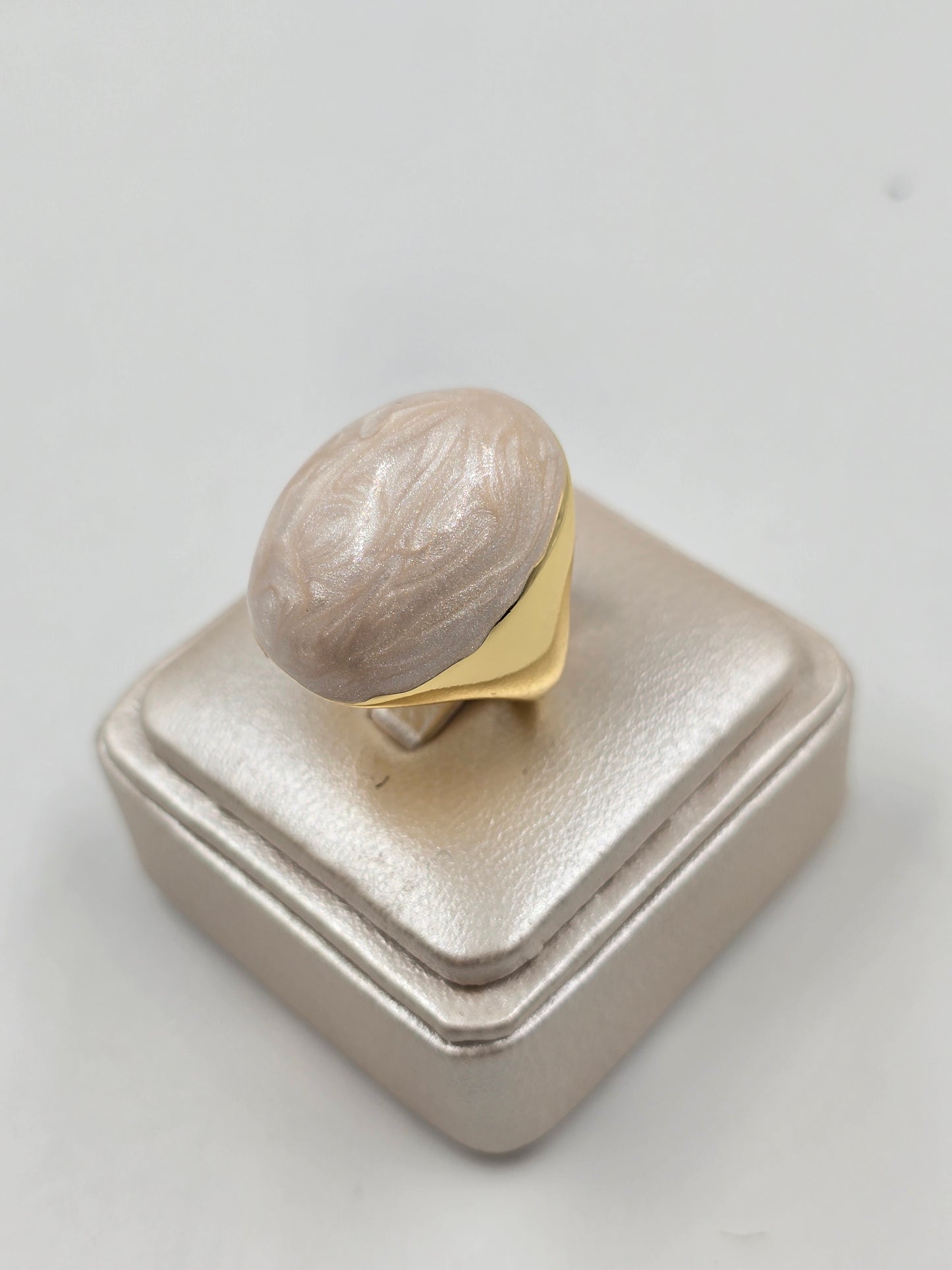 C - Color Bold Ring