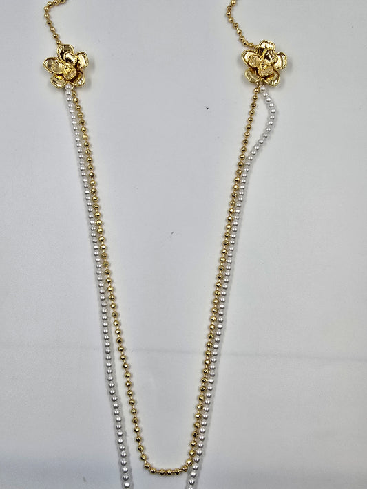 C - Bobble Necklace Gold and White