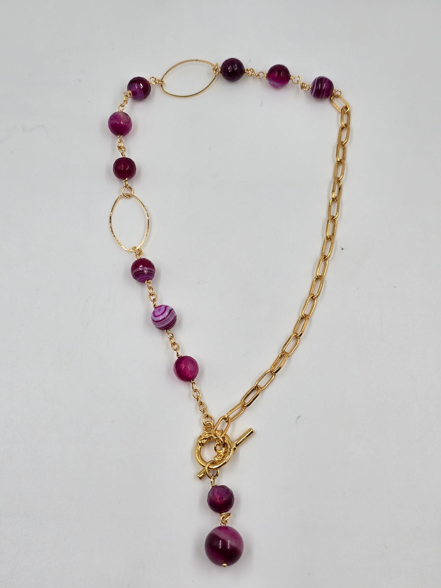 O - Short Classic Colored Necklaces