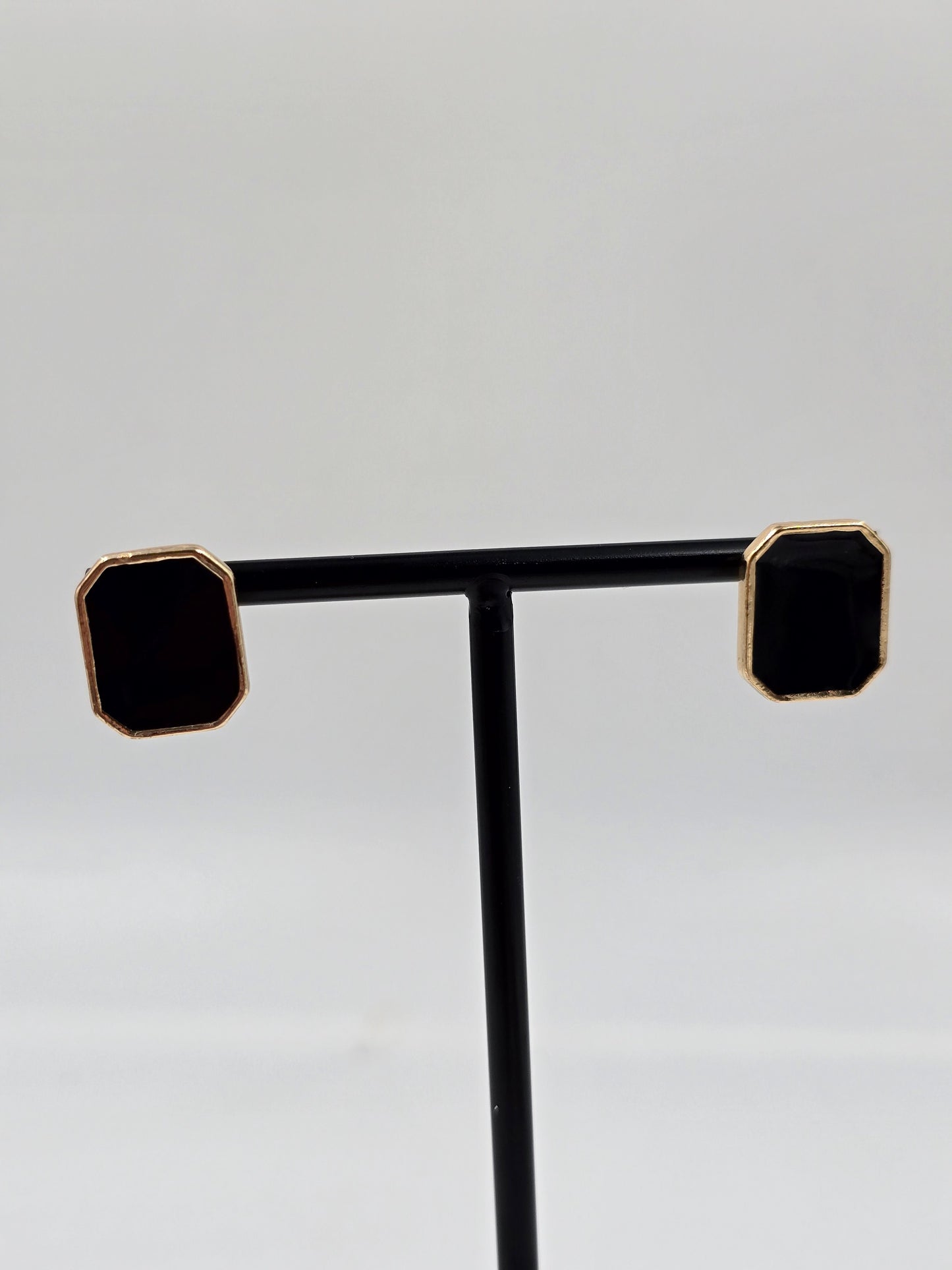 N - Elegant Gold and Black Set