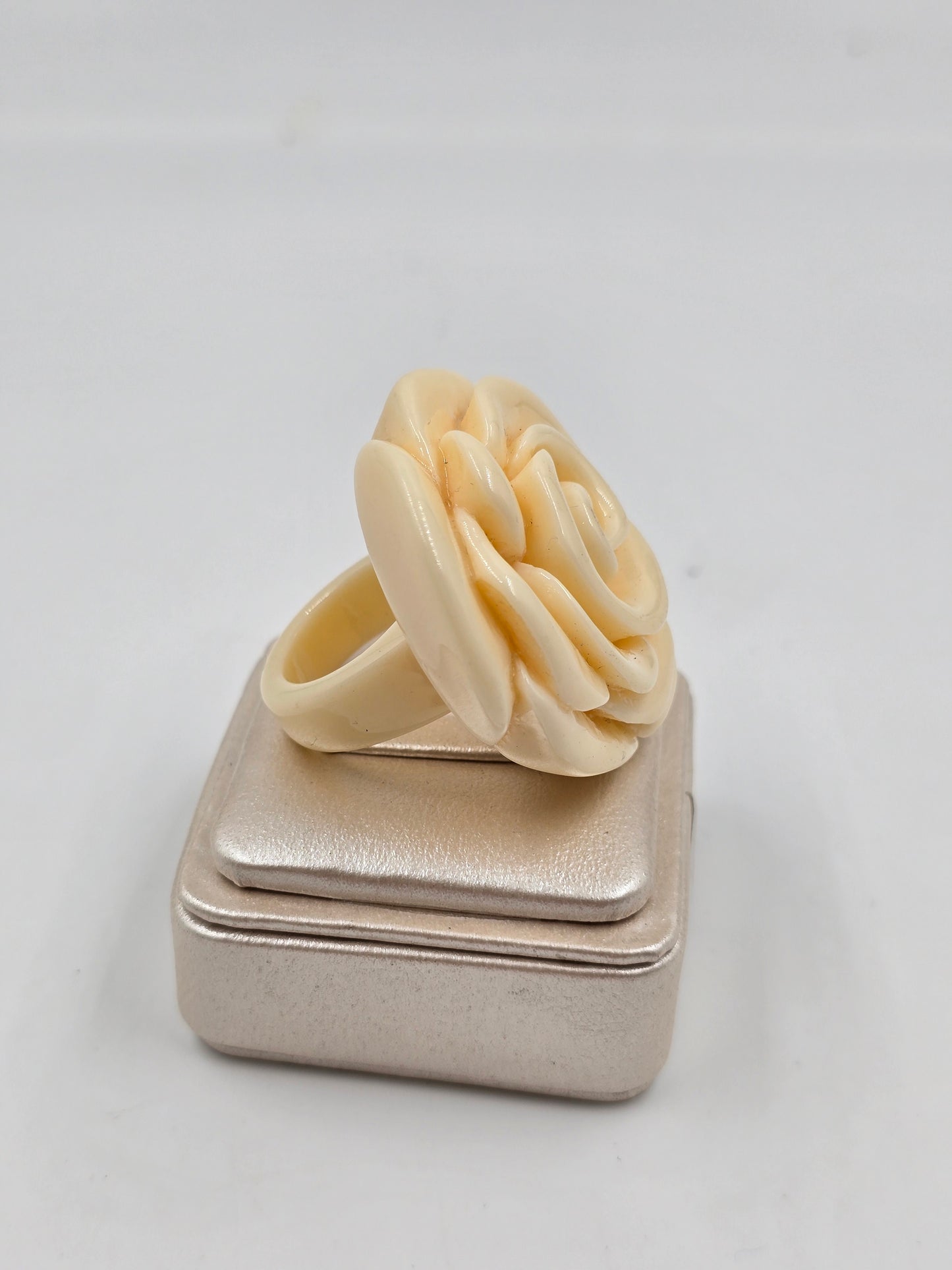 C - Colored Rose Rings