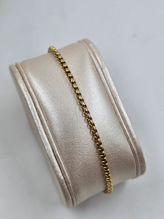 A - Golden Box Chain Bracelet Small
