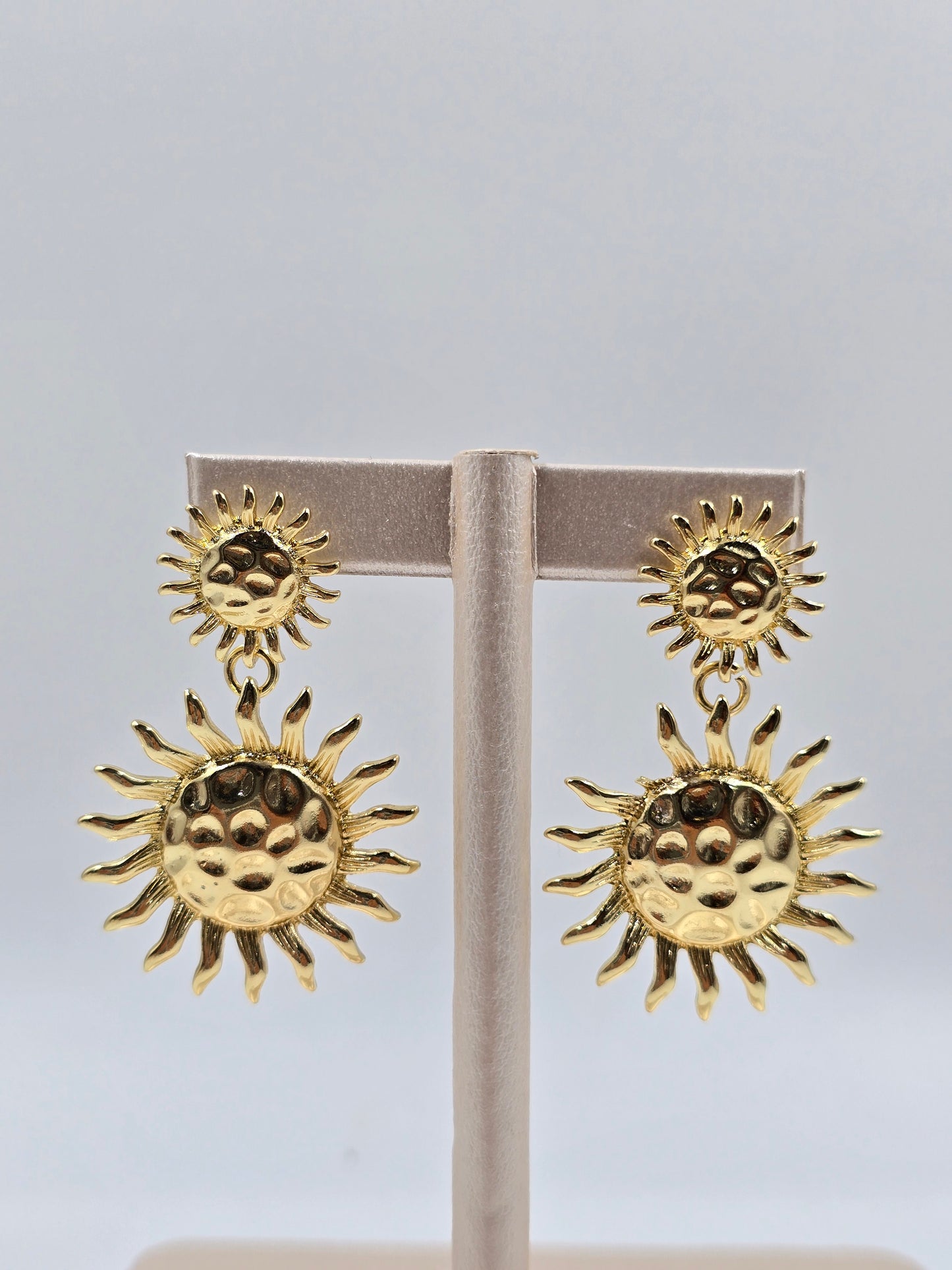 O - Golden Sunny Earrings