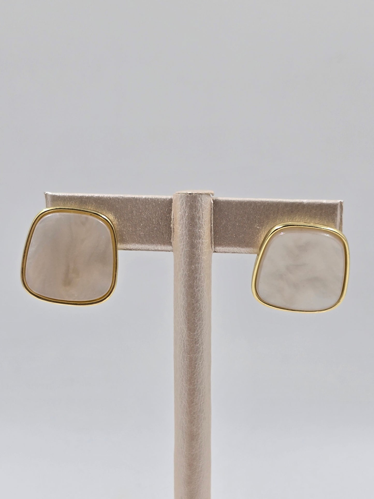 O - Square Shaped Earrings