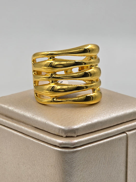 O - Golden Stacked Ring