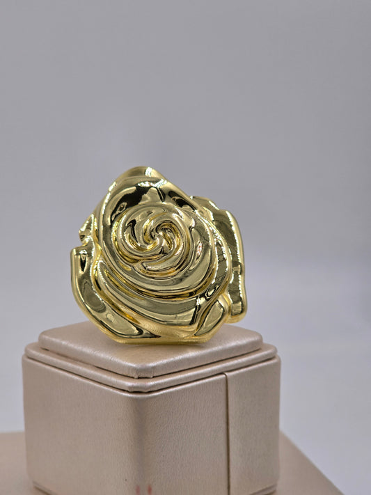 O - Big Golden Rose Ring