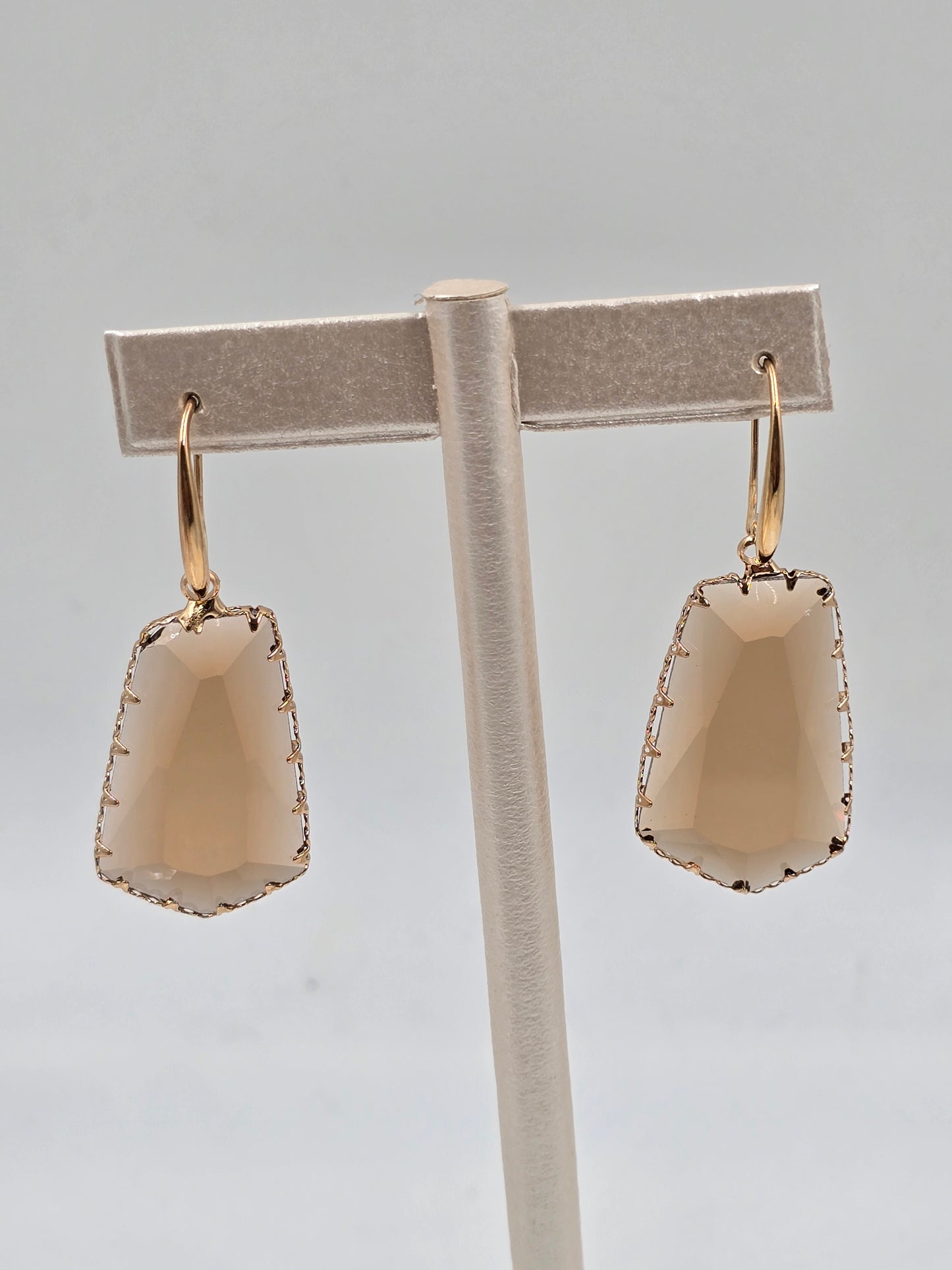 N-Claw-Set Crystal Drop Earrings