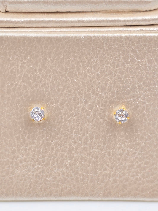 N - Diamond Stud Piercings
