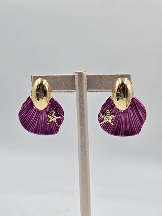 N - Shell Design Earring