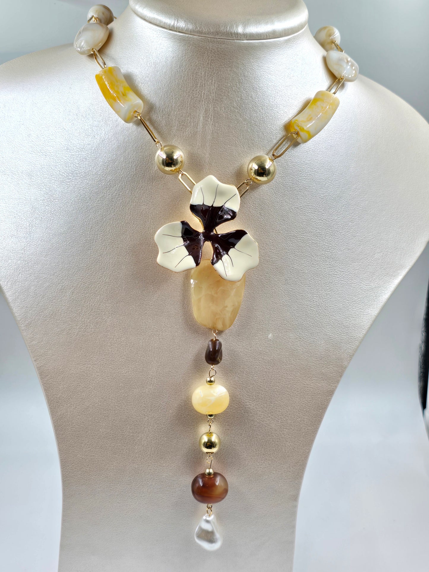 N - Tropical Necklace