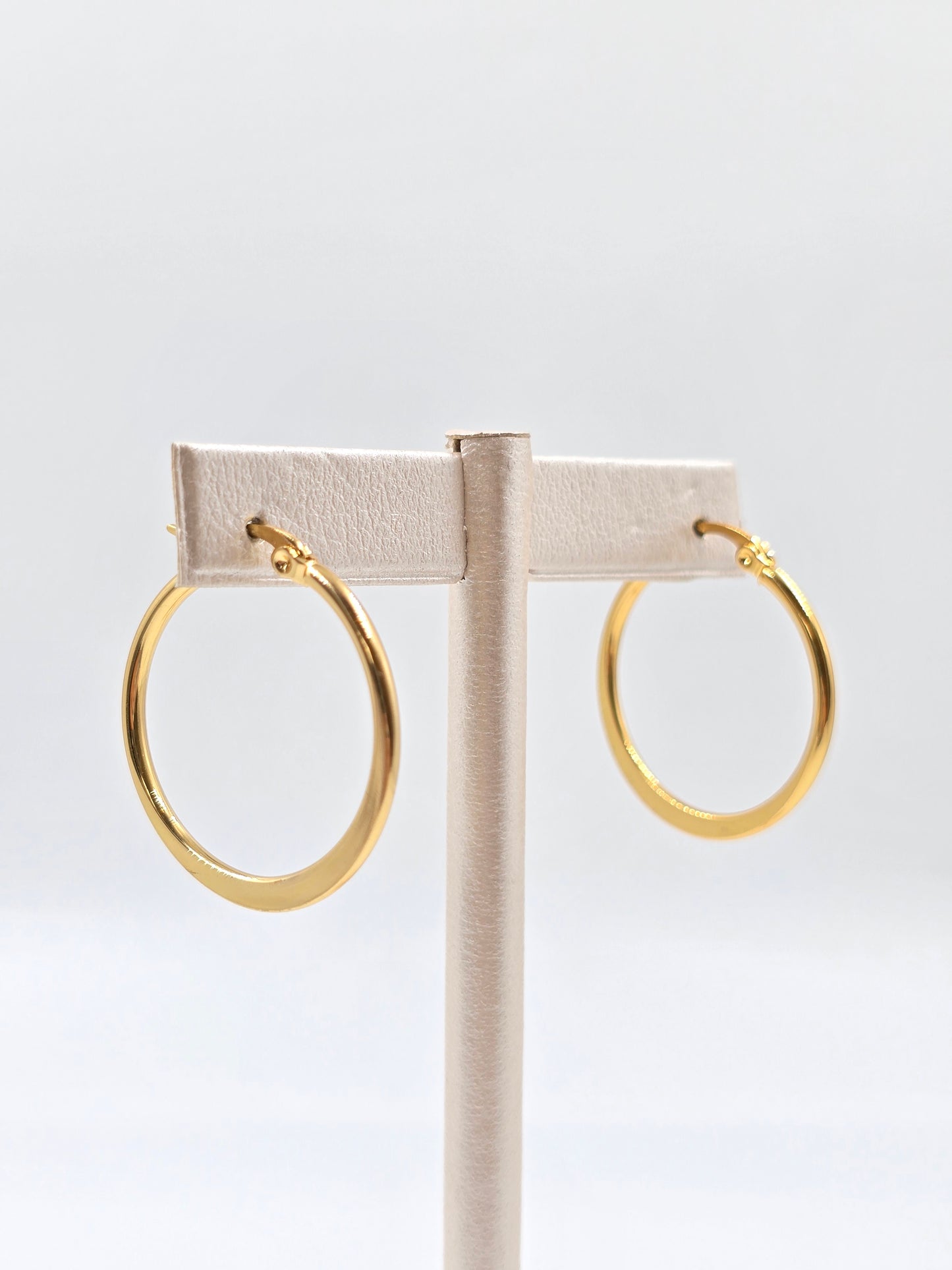 A - Golden Flat Hoops