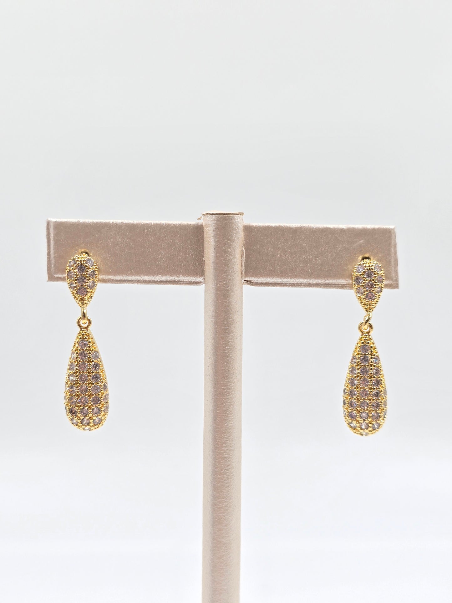 CR - Small Drop Diamond Earring