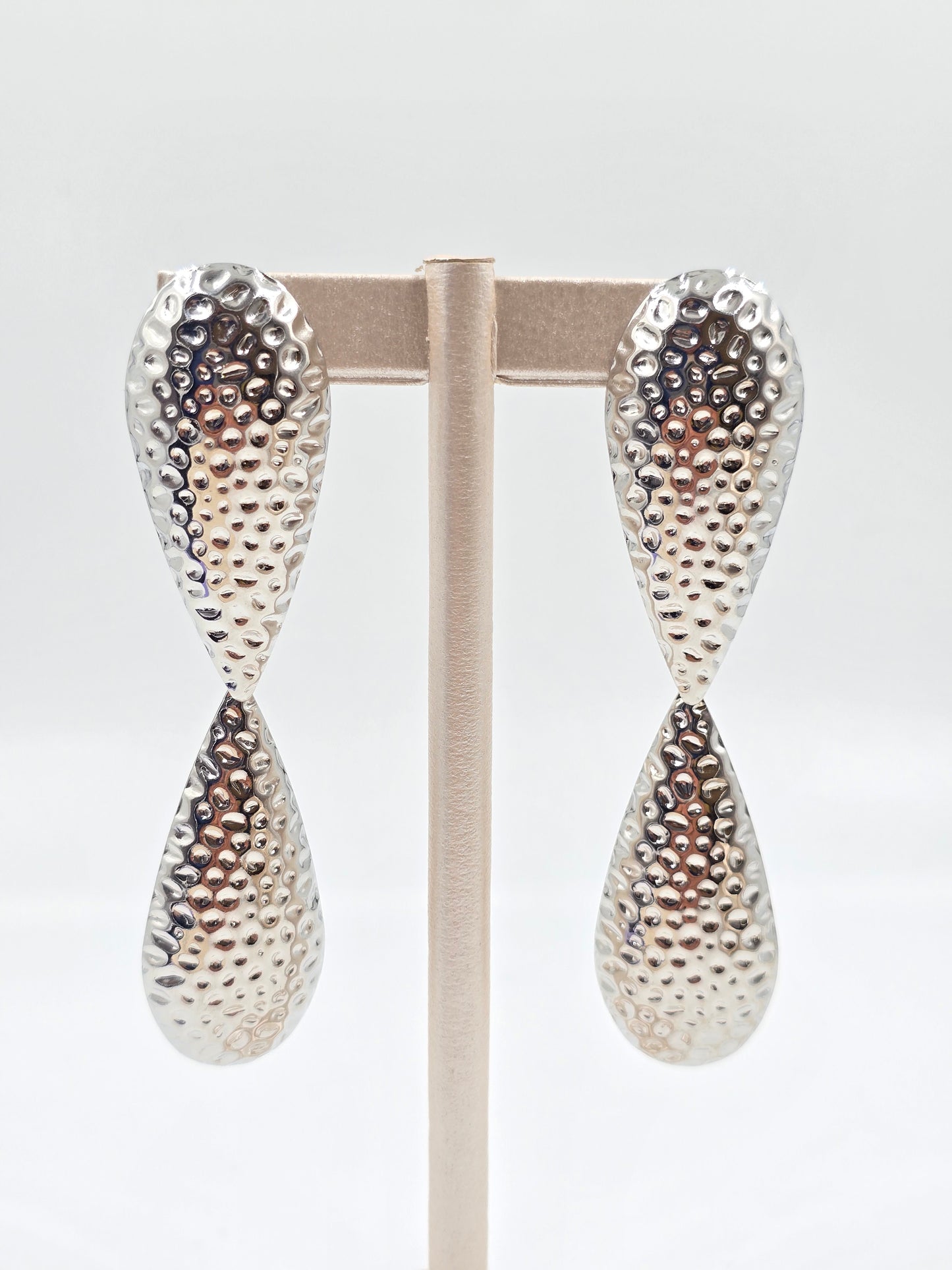 CR - Textured Dangle Earring