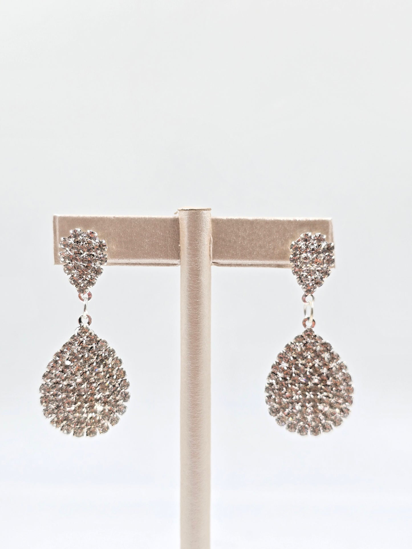 N - Elegant Rhinestone Earrings
