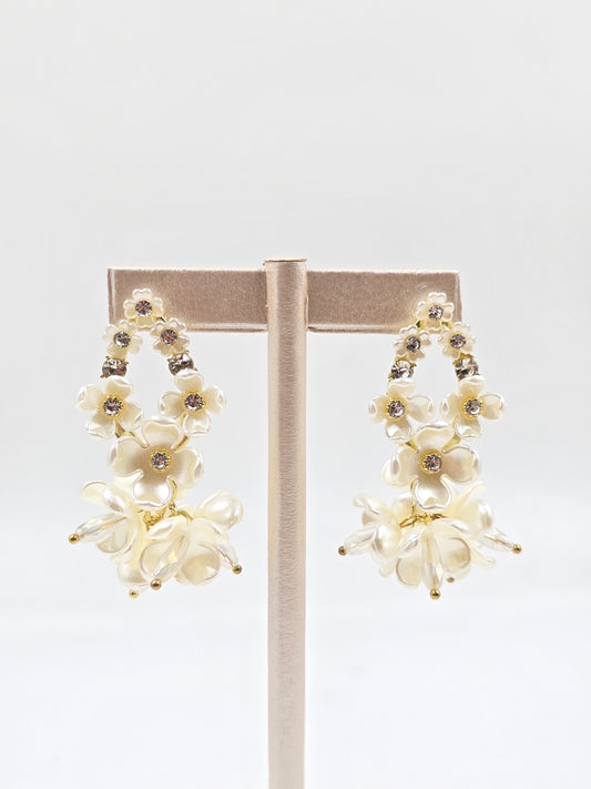N - White Flower with Diamond Earring