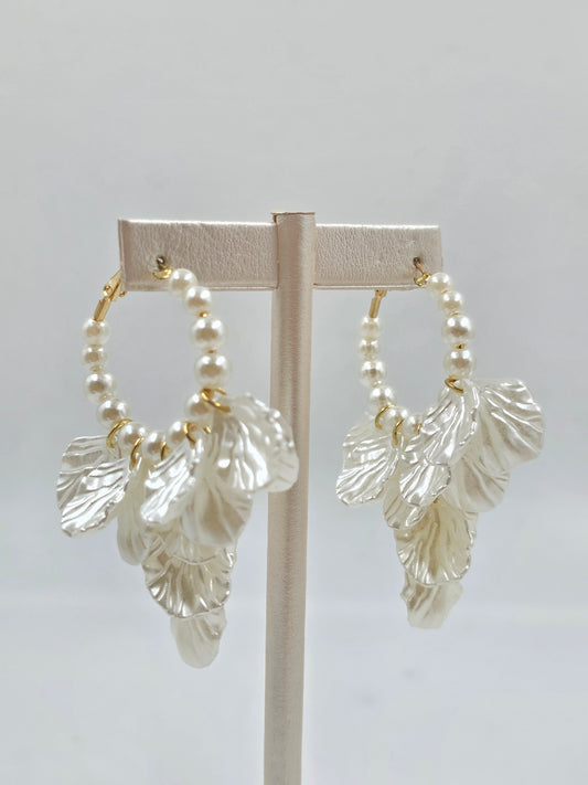 N - White Leaf-shaped Charms Earring - S925