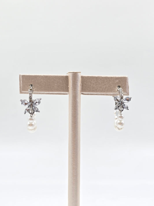 N - S925 - Silver Hoops with Butterfly and Pearls
