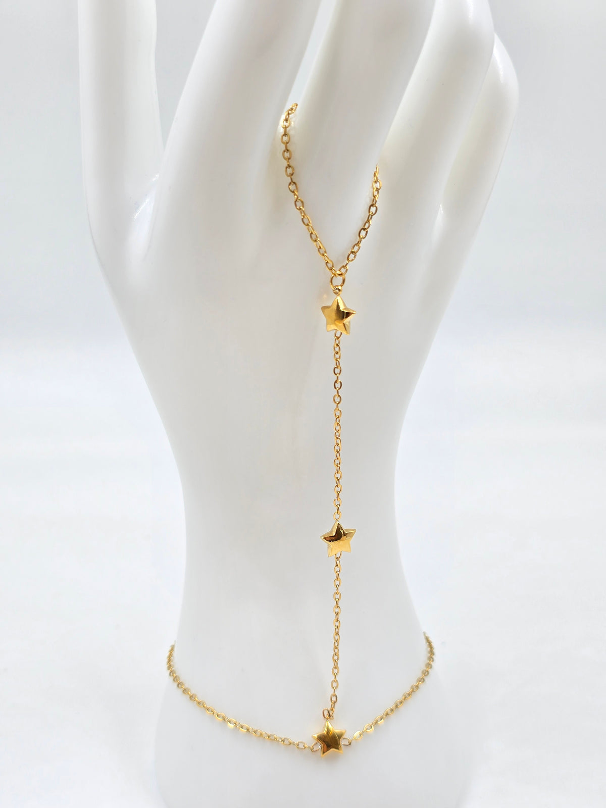 N - Hand Chains