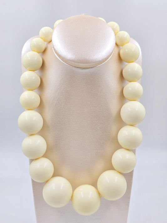 O - Beaded Necklace