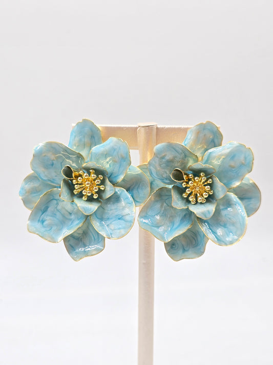 O - Large Petal Flowers