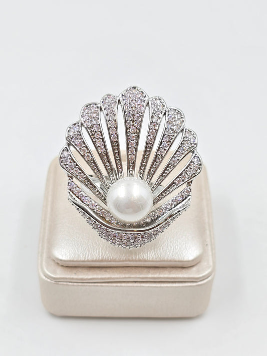 O -  Shell-shaped Ring