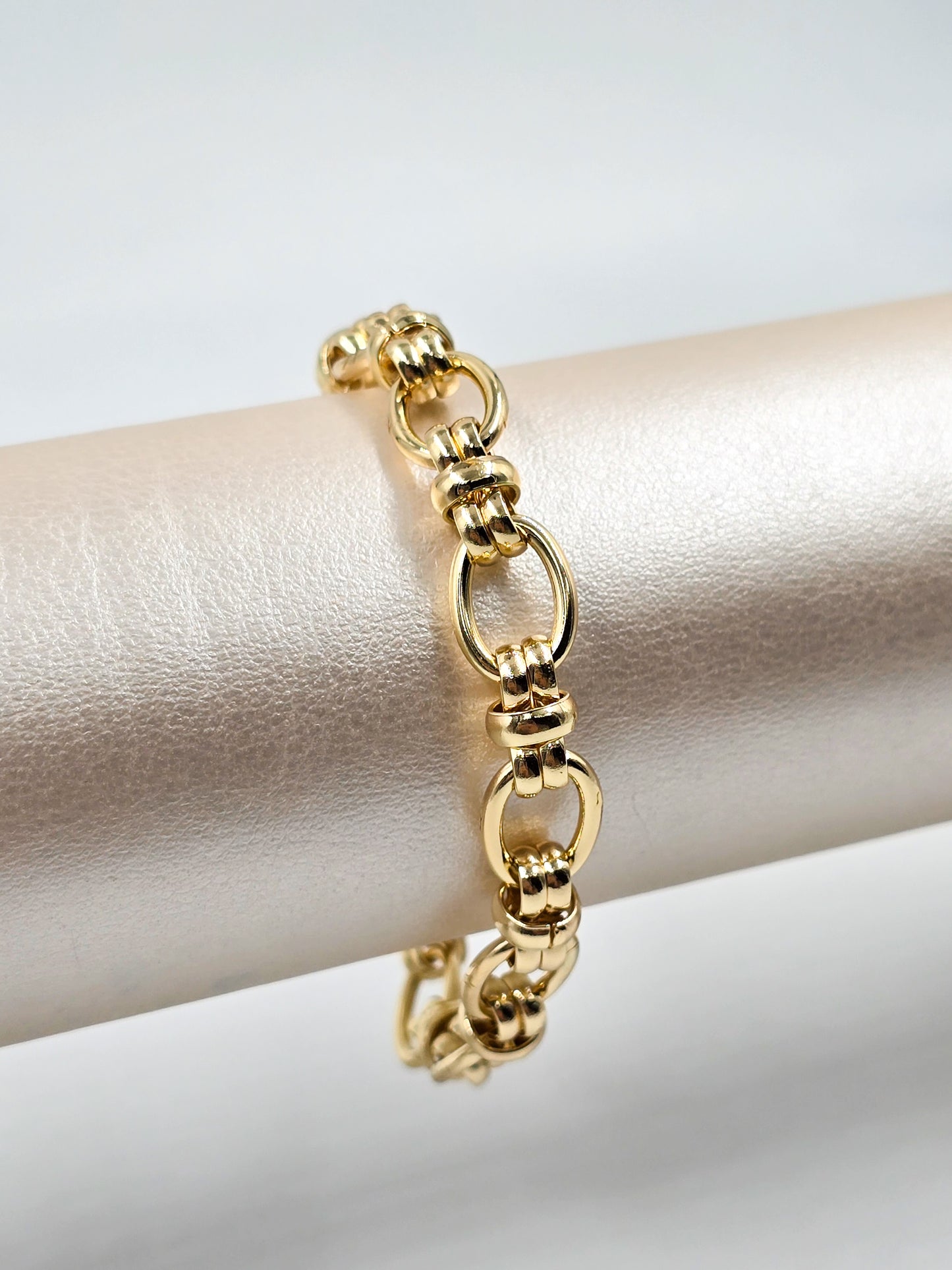Golden Link Bracelet