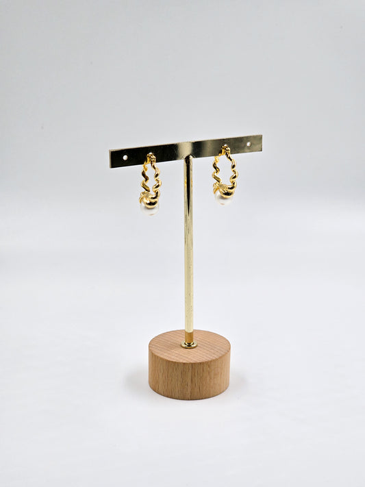 Pearl Twist Golden Hoops