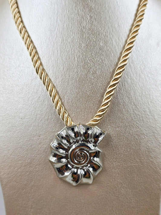 Rope Necklace with Shell Pendant
