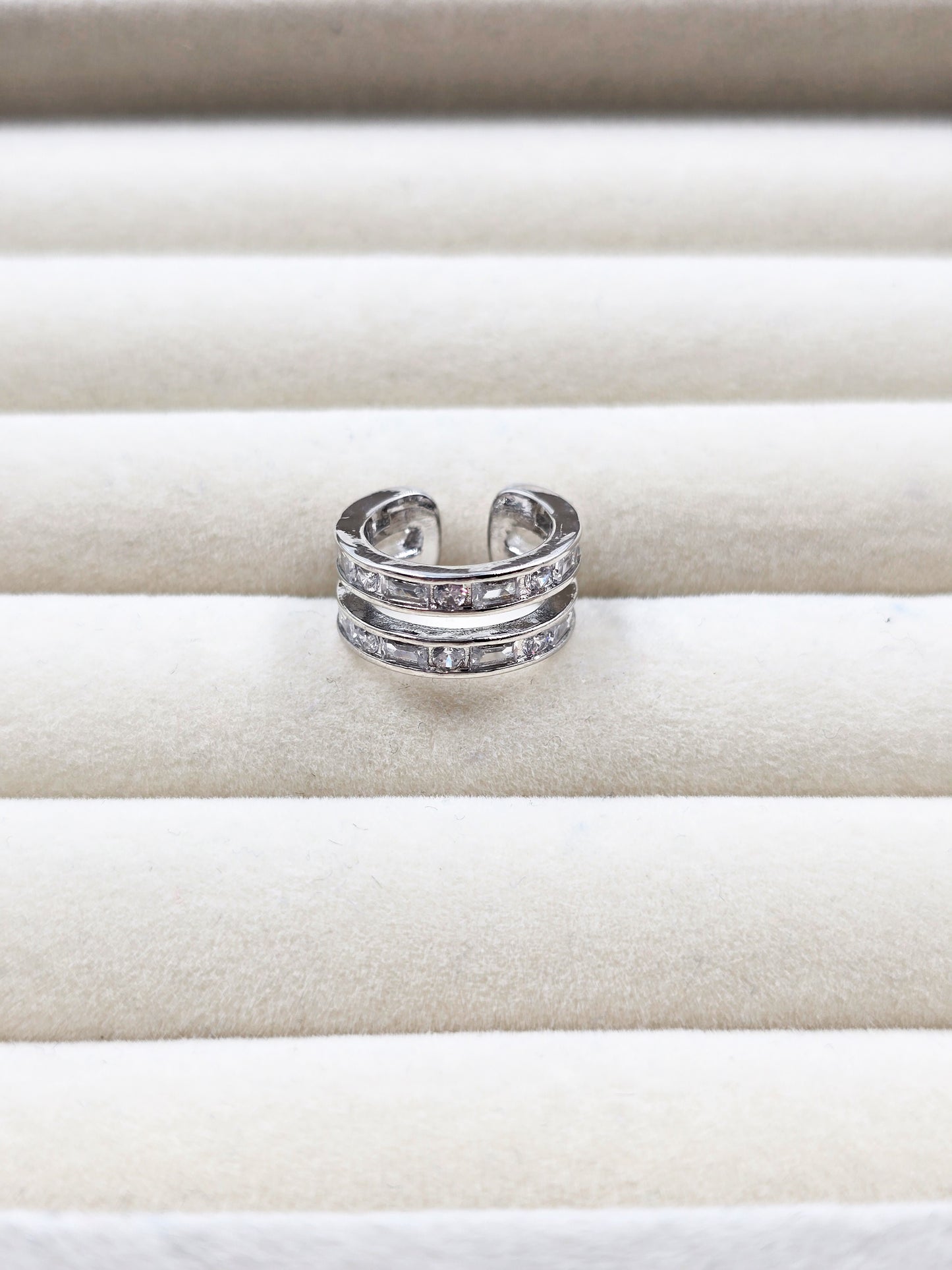 Silver Earcuff